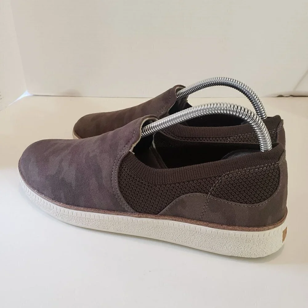 Dr. Scholl's seeing stars olive size 9.5